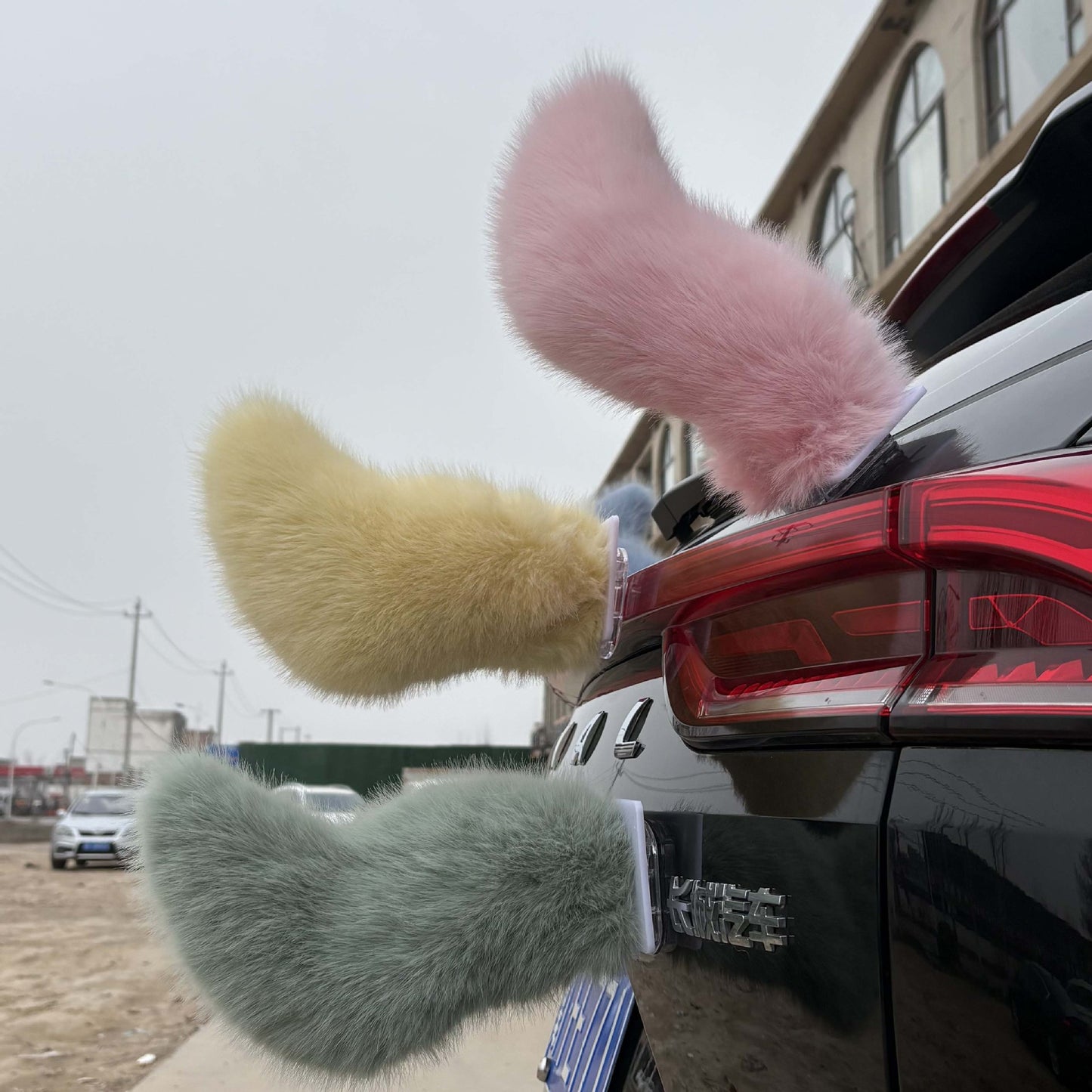 Moving Plush Car Tail Decoration